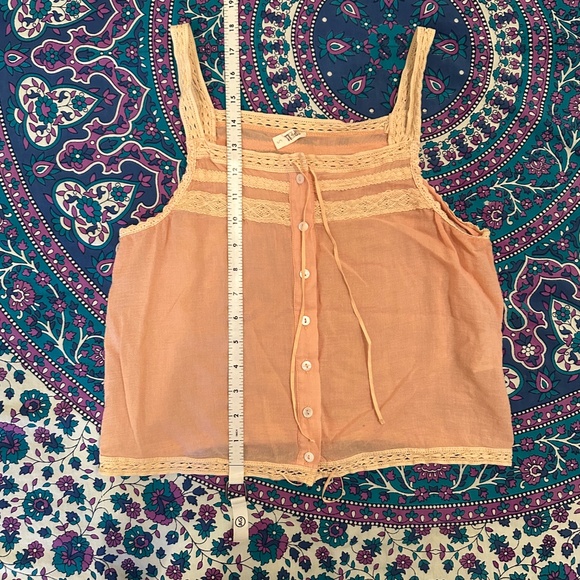 Spell and the Gypsy Prairie Peach Cami - Small - Picture 4 of 11